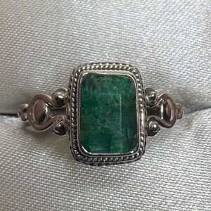 Ring 925 Sterling Silver Vintage-Inspired Emerald Gemstone Solitaire Emerald Cut